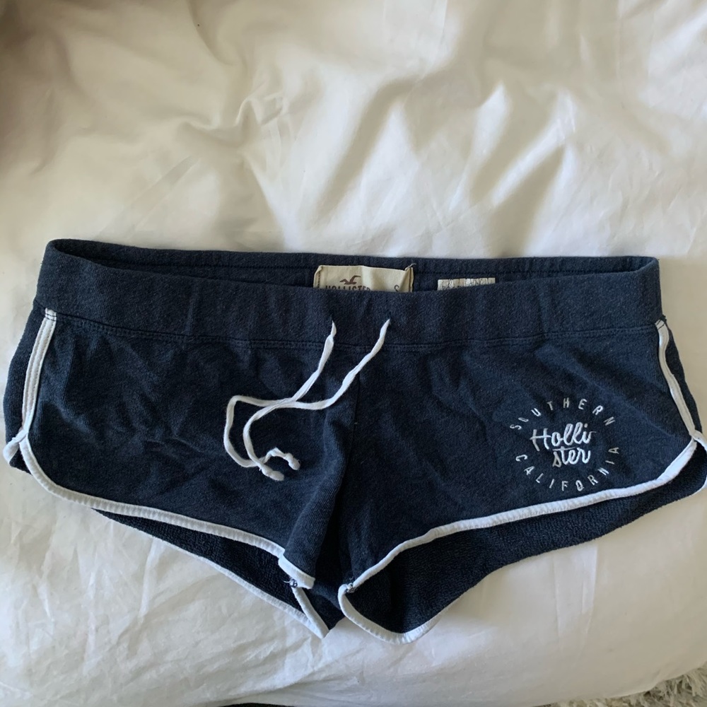 Hollister comfy shorts
